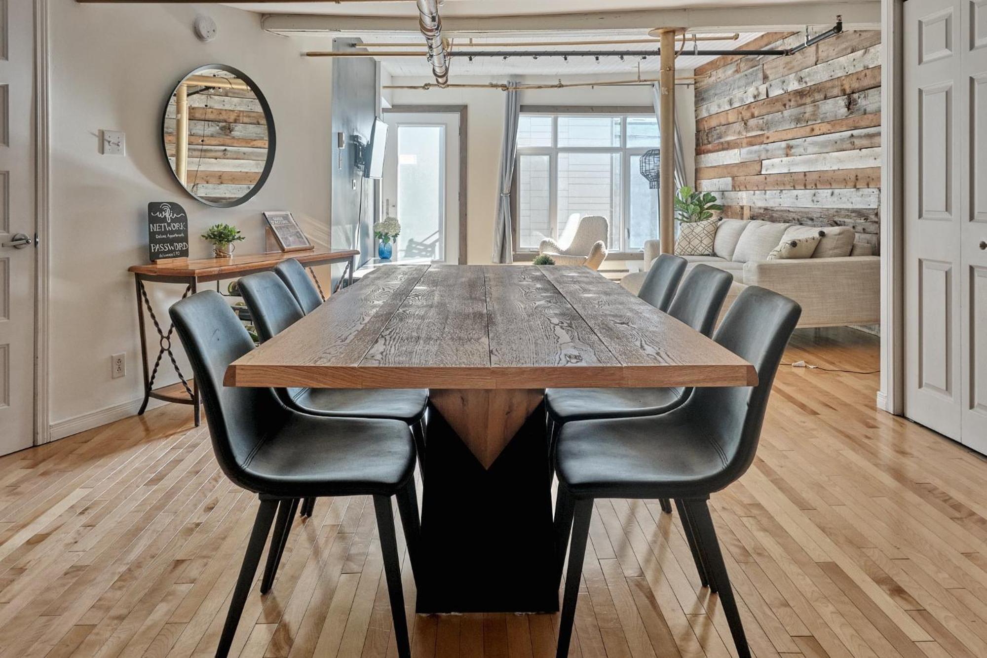 Lion'S Den // Spacious 1500 Sqft Квебек Екстериор снимка