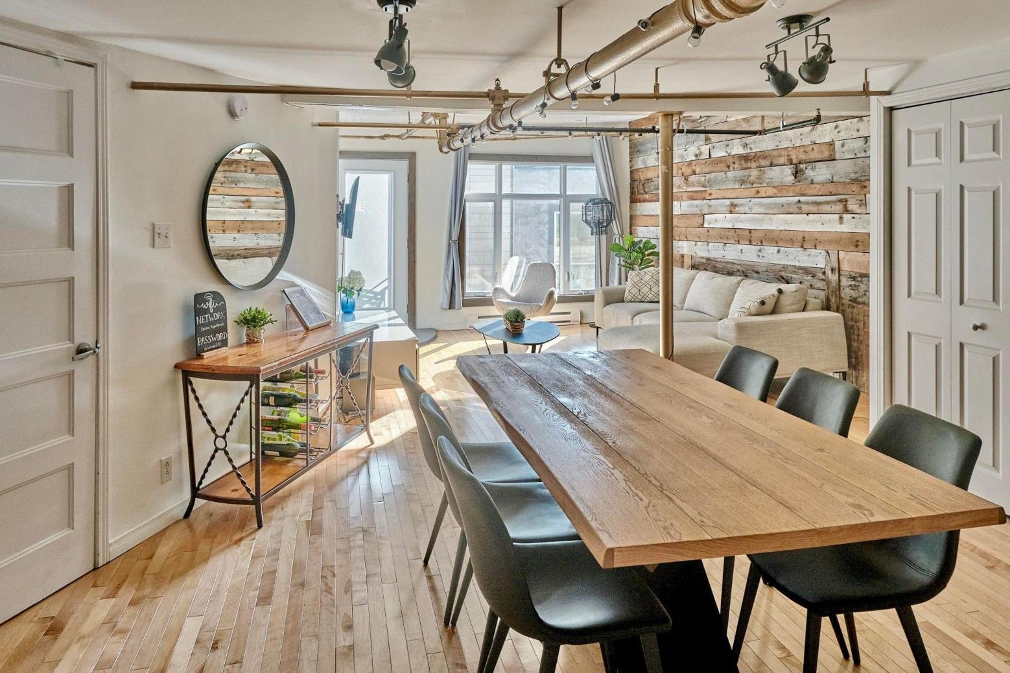 Lion'S Den // Spacious 1500 Sqft Квебек Екстериор снимка